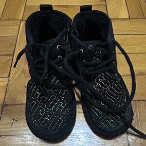 UGG Kid Neumel Ii Graphic Logo Stitch Boots Size 11